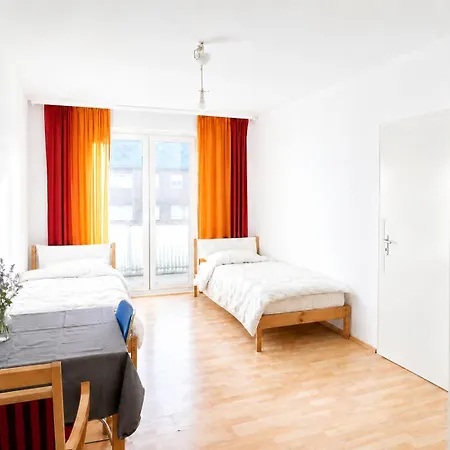 Appartement Premium Teamwohnung 4 Betten, Gepflegt&zentral In Laatzen, Messe Direkt Vor Der Tür *