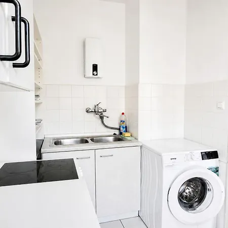Appartement Premium Teamwohnung 4 Betten, Gepflegt&zentral In Laatzen, Messe Direkt Vor Der Tür *